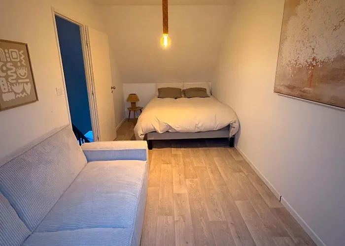 Maison Moderne Entre Terre Et